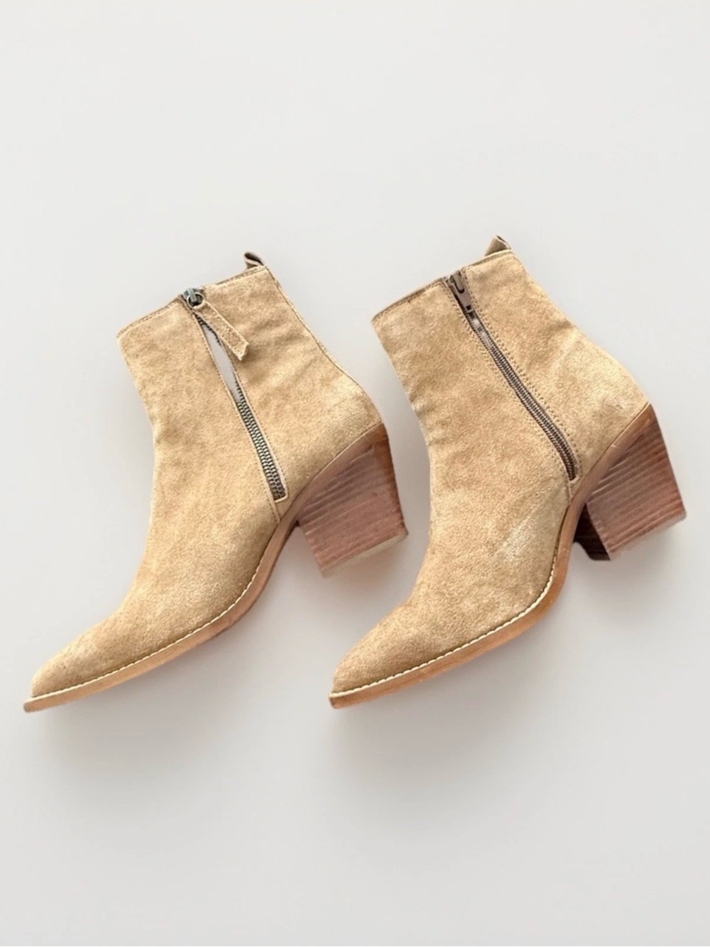 Bronx Women's 7.5 Suede Ankle Boots